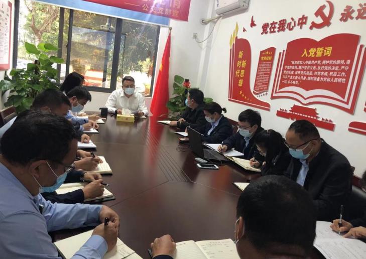 吹起疫情防控沖鋒號，守護乘客平安出行